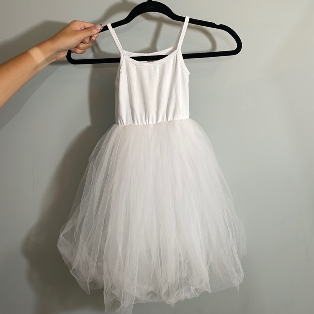 White tulle dress little girl size 110 or 4/5 casual fun dress up